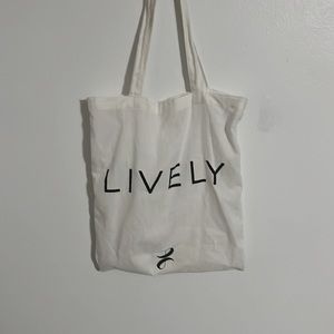 White tote
